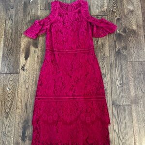 Laundry By Shelli Segal Lace Midi Cold Shoulder Dress in Red, Size 6